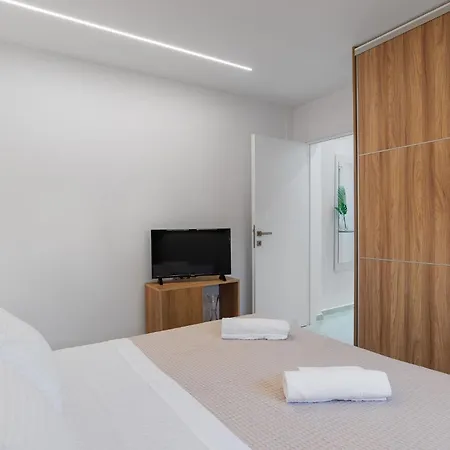 Nyaraló Casa Manou House In -by Apokoronas Kalívesz